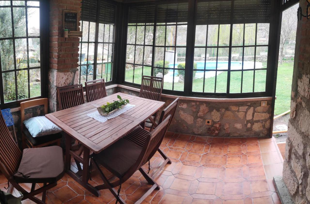 Casa Rural El Eden Del Ungria Caspueñas 外观 照片