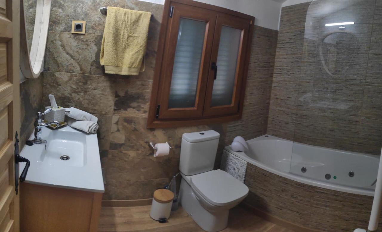 Casa Rural El Eden Del Ungria Caspueñas 外观 照片