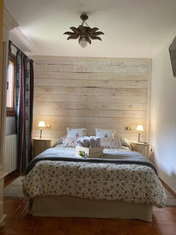 Casa Rural El Eden Del Ungria Caspueñas 外观 照片